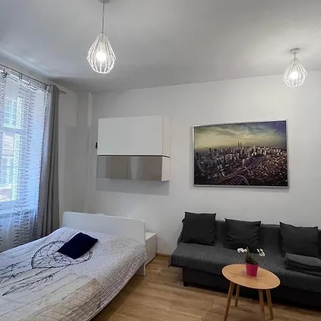 Stay99 公寓 波兹南