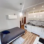 Stay99 Apartmán Poznaň