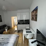 Stay99 Apartmán Poznaň